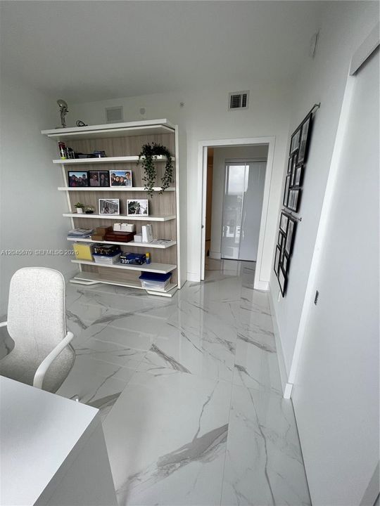 For Rent: $6,500 (3 beds, 3 baths, 1556 Square Feet)
