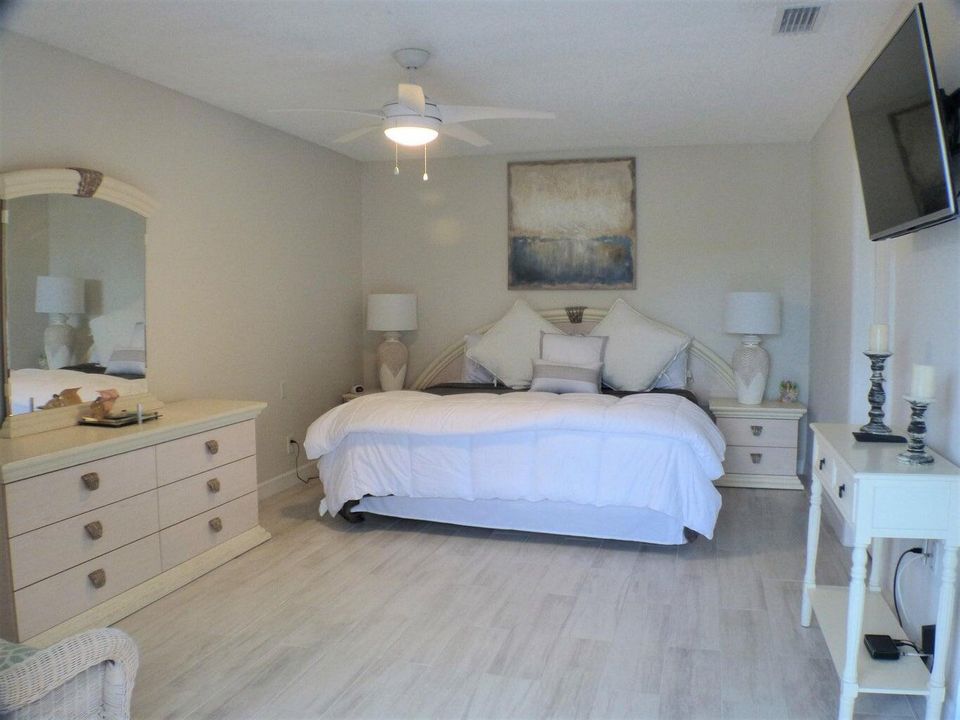 Main bedroom