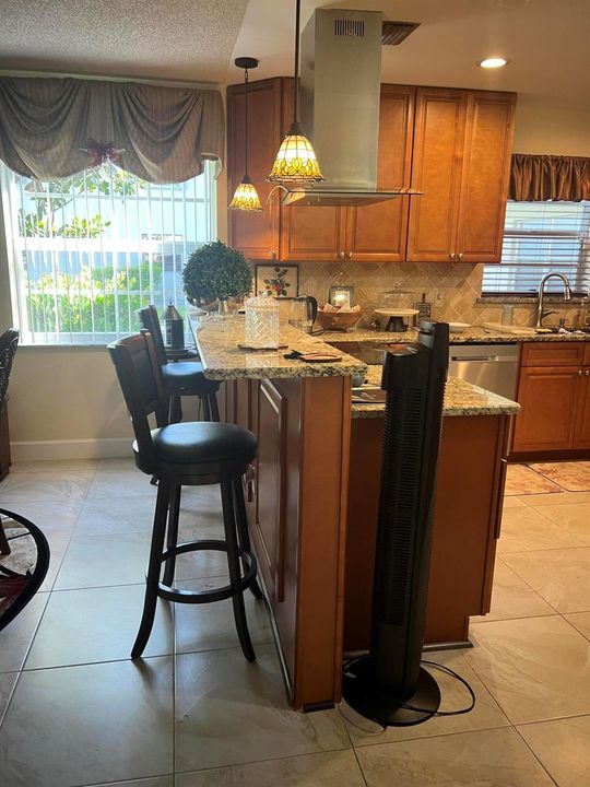 Breakfast Bar