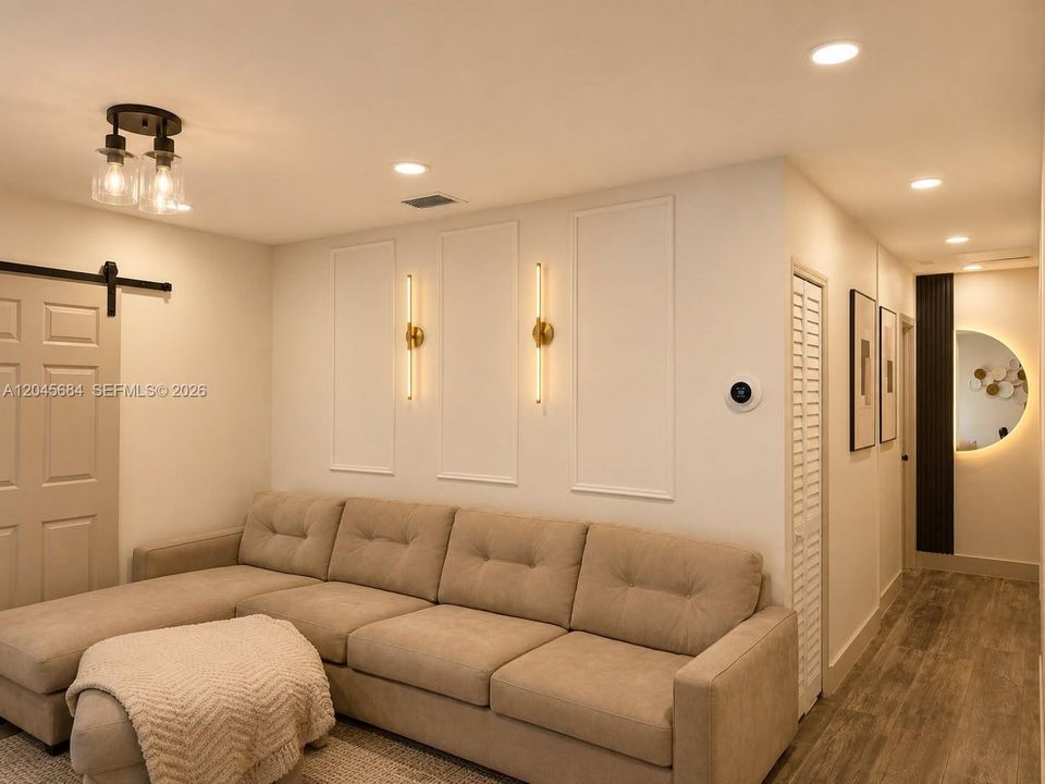 For Rent: $4,200 (3 beds, 2 baths, 1234 Square Feet)