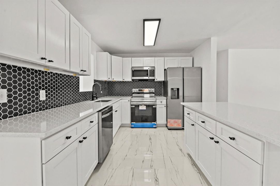 07 Kitchen 02