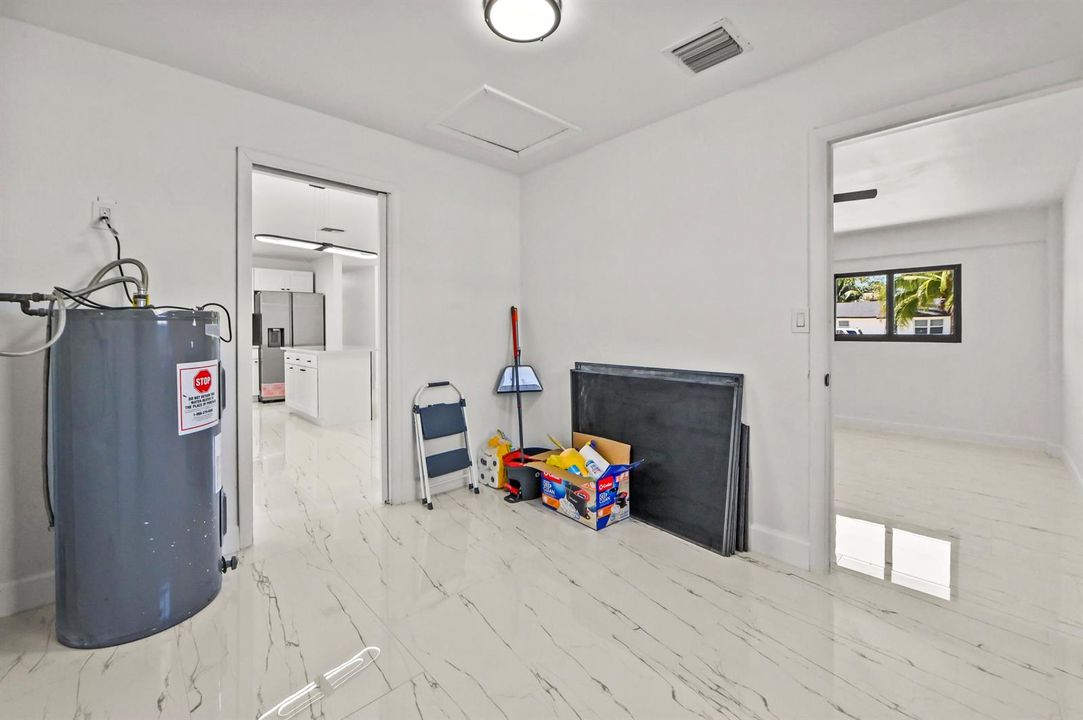 11 utility room 02