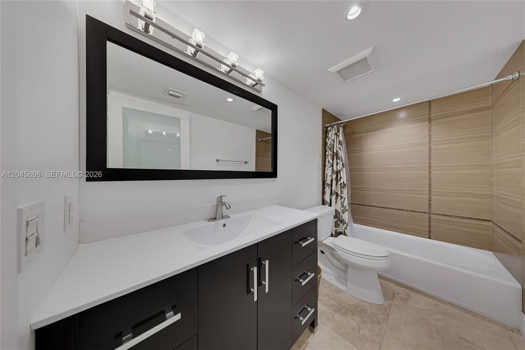 For Rent: $7,000 (2 beds, 2 baths, 1600 Square Feet)