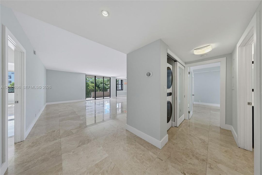 For Rent: $7,000 (2 beds, 2 baths, 1600 Square Feet)