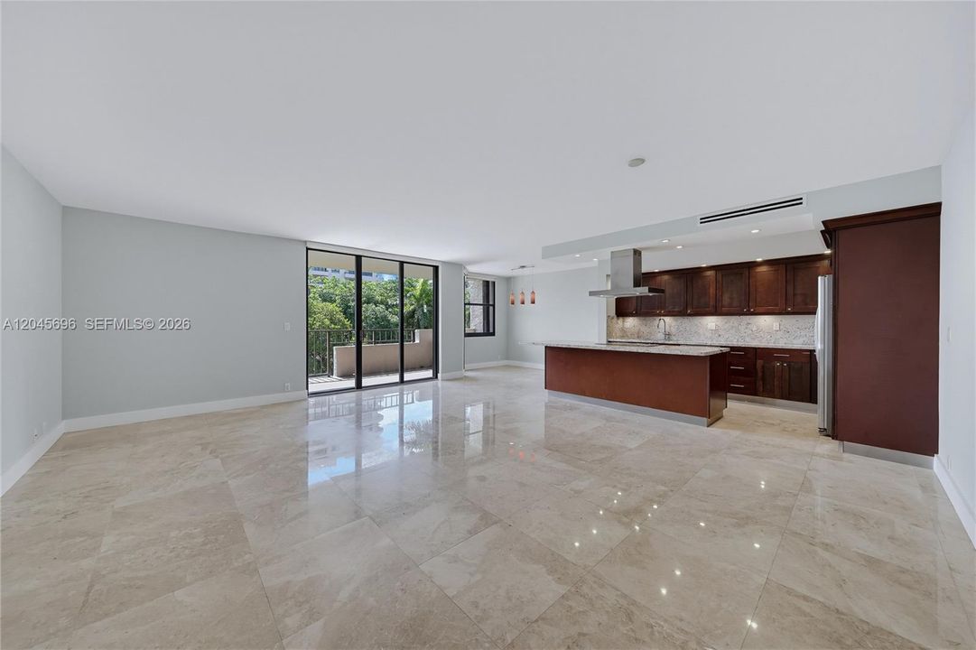 For Rent: $7,000 (2 beds, 2 baths, 1600 Square Feet)