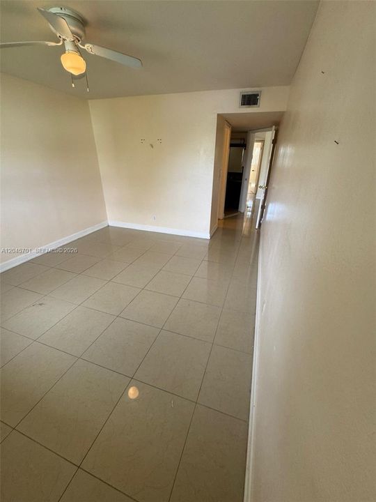 For Sale: $199,777 (2 beds, 2 baths, 900 Square Feet)
