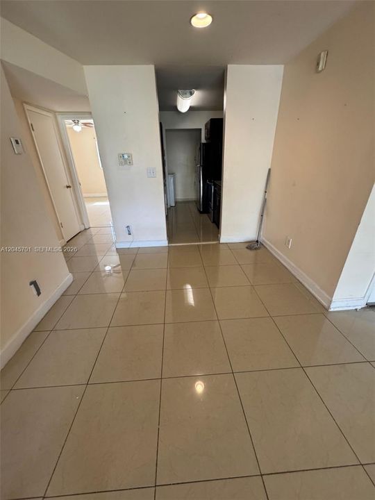 For Sale: $199,777 (2 beds, 2 baths, 900 Square Feet)