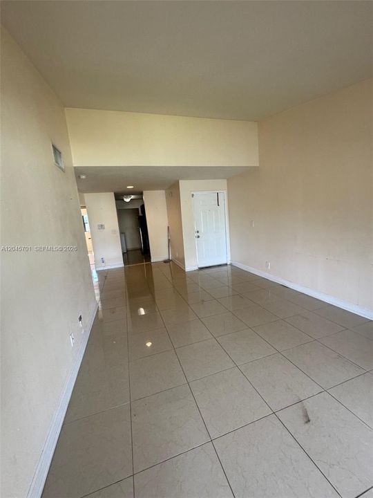 For Sale: $199,777 (2 beds, 2 baths, 900 Square Feet)