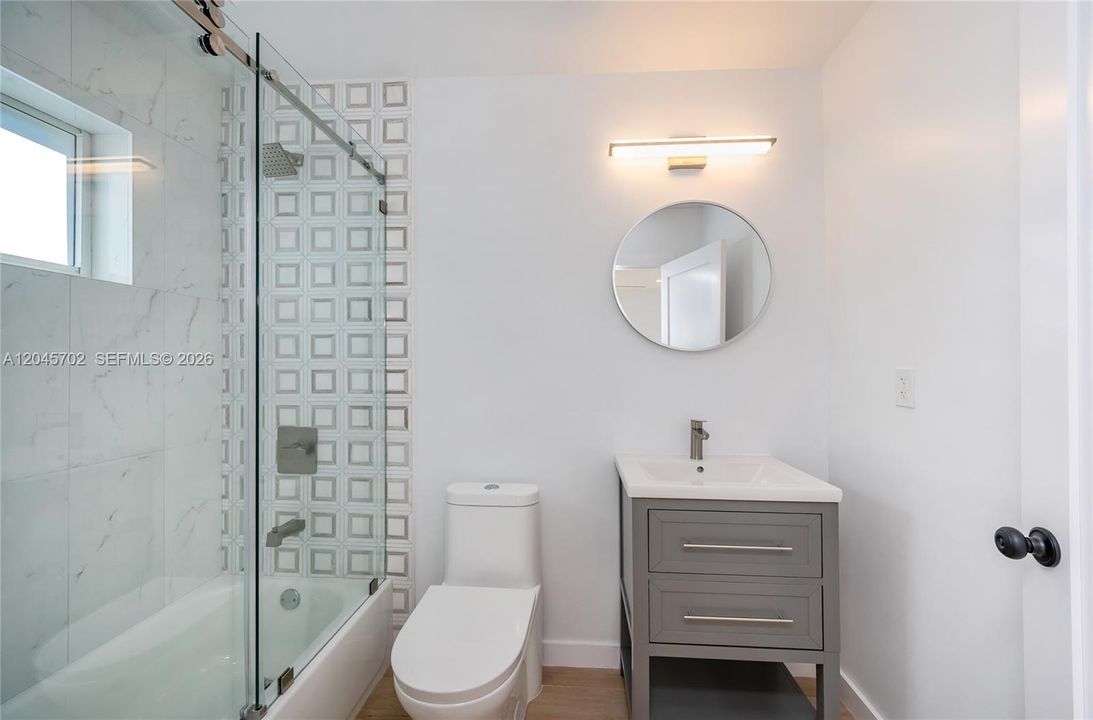 В аренду: $5,800 (3 спален, 3 ванн, 1644 Квадратных фут)