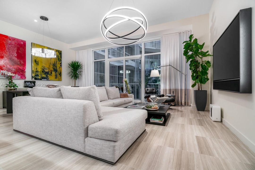 For Sale: $2,600,000 (2 beds, 2 baths, 1749 Square Feet)
