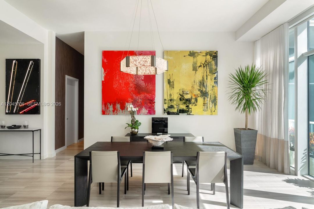 For Sale: $2,600,000 (2 beds, 2 baths, 1749 Square Feet)