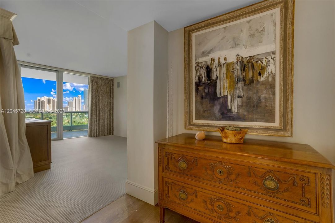 For Sale: $3,675,000 (3 beds, 4 baths, 3641 Square Feet)