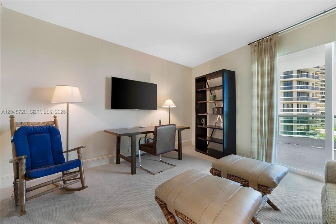 For Sale: $3,675,000 (3 beds, 4 baths, 3641 Square Feet)