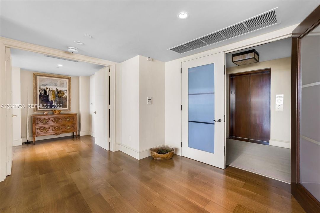 For Sale: $3,675,000 (3 beds, 4 baths, 3641 Square Feet)