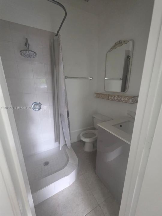 В аренду: $1,500 (1 спален, 1 ванн, 2110 Квадратных фут)