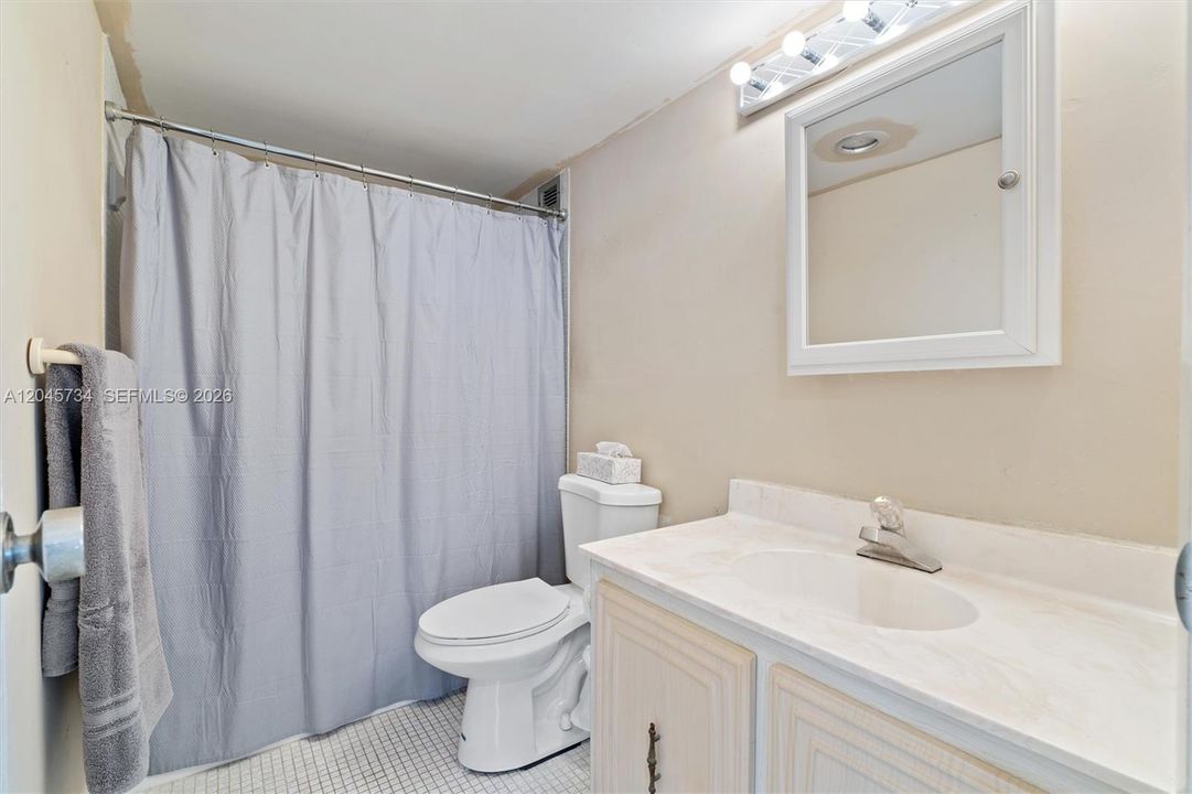 В аренду: $2,500 (3 спален, 2 ванн, 1060 Квадратных фут)