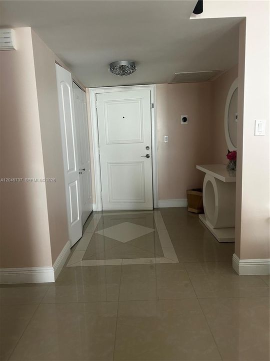 En Renta: $3,500 (3 camas, 2 baños, 1856 Pies cuadrados)
