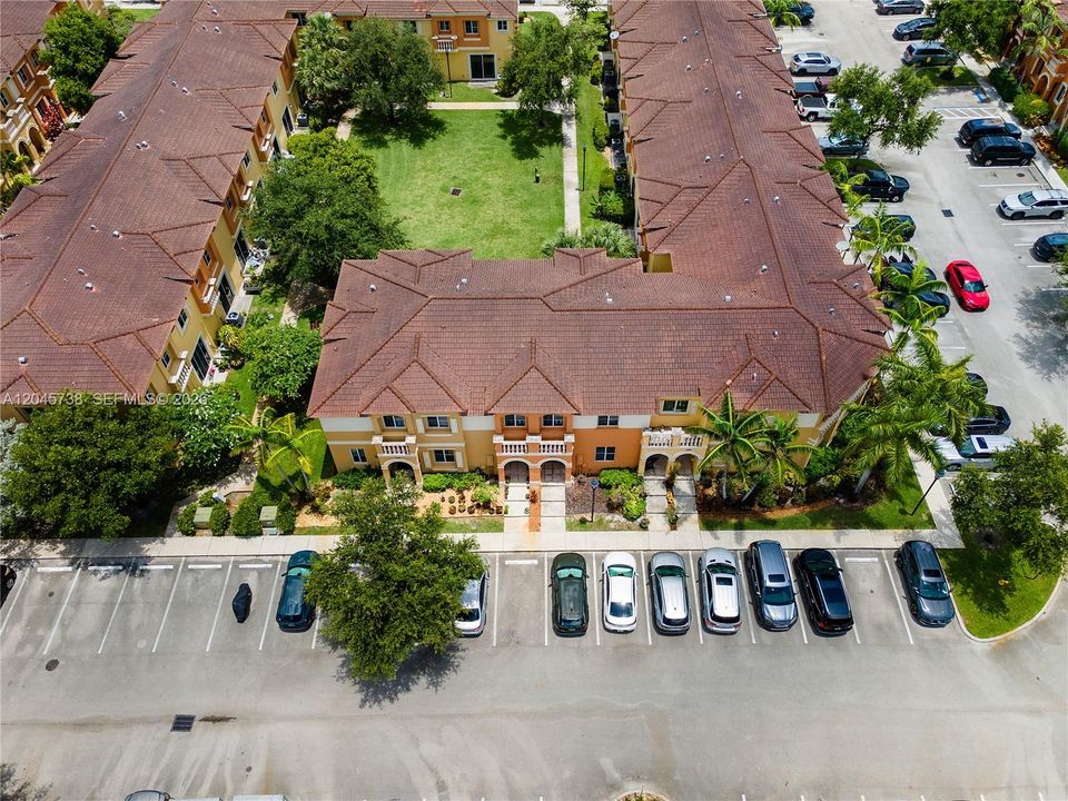 На продажу: $425,000 (3 спален, 2 ванн, 1656 Квадратных фут)
