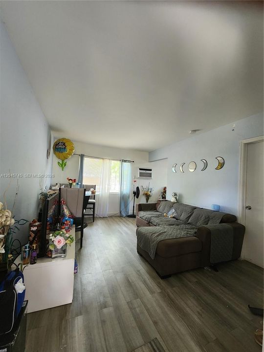 En Venta: $1,590,000 (0 camas, 0 baños, 4392 Pies cuadrados)