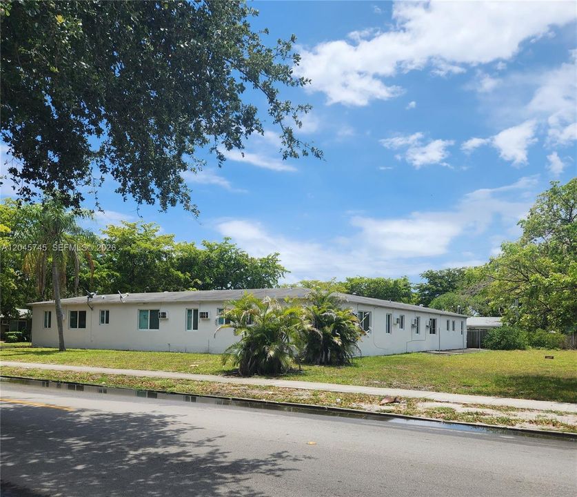 En Venta: $1,590,000 (0 camas, 0 baños, 4392 Pies cuadrados)