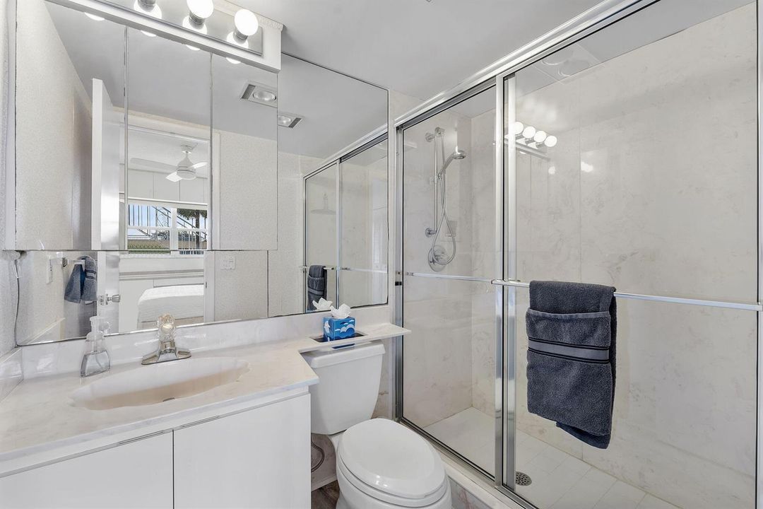 Bathroom 2 with shower