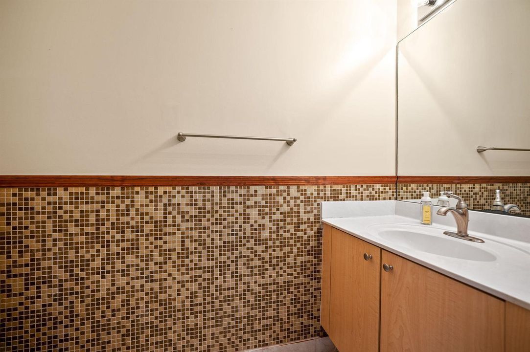 10-web-or-mls-4212-vineyard-cir