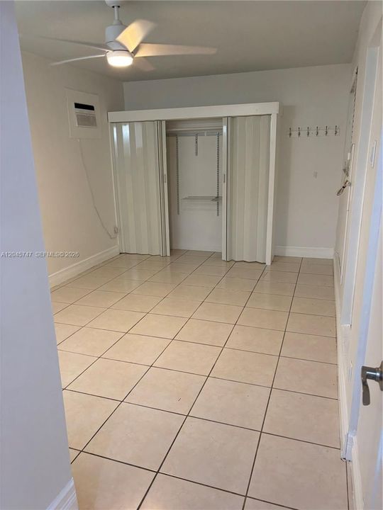 В аренду: $1,300 (1 спален, 1 ванн, 0 Квадратных фут)