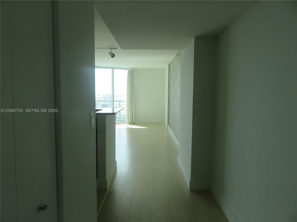 En Venta: $515,000 (1 camas, 1 baños, 868 Pies cuadrados)
