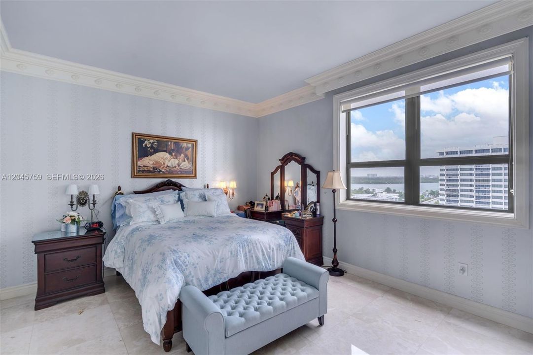 В аренду: $4,500 (1 спален, 1 ванн, 993 Квадратных фут)