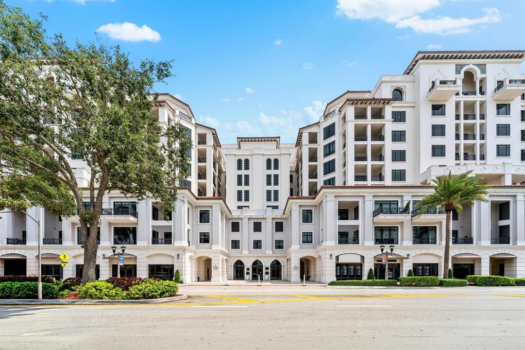 200 EAST FRONT ENTRANCE