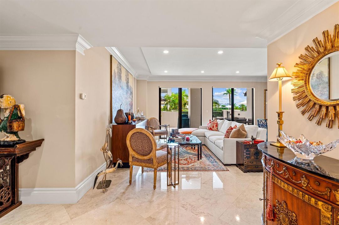 FOYER TO LIVING ROOM