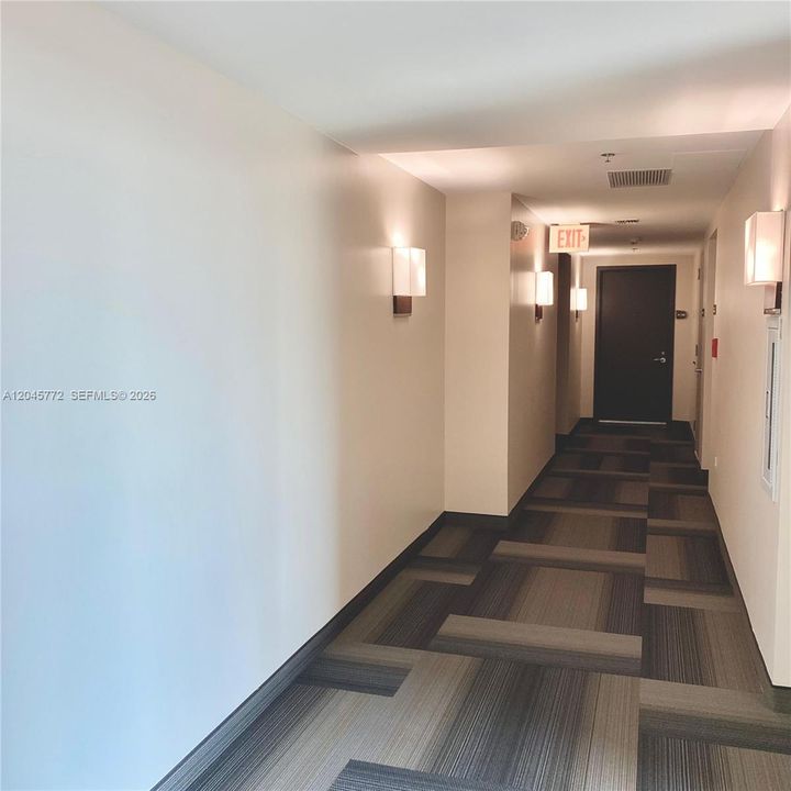 В аренду: $2,900 (2 спален, 2 ванн, 1165 Квадратных фут)