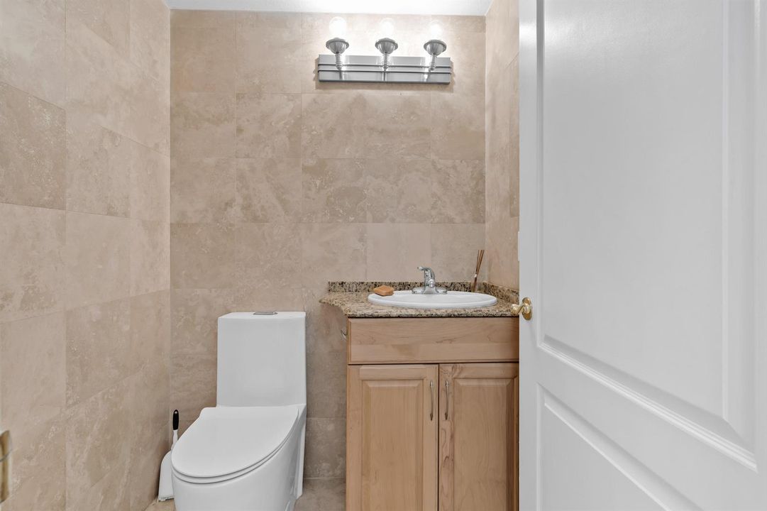 677NE24thSt#504-42