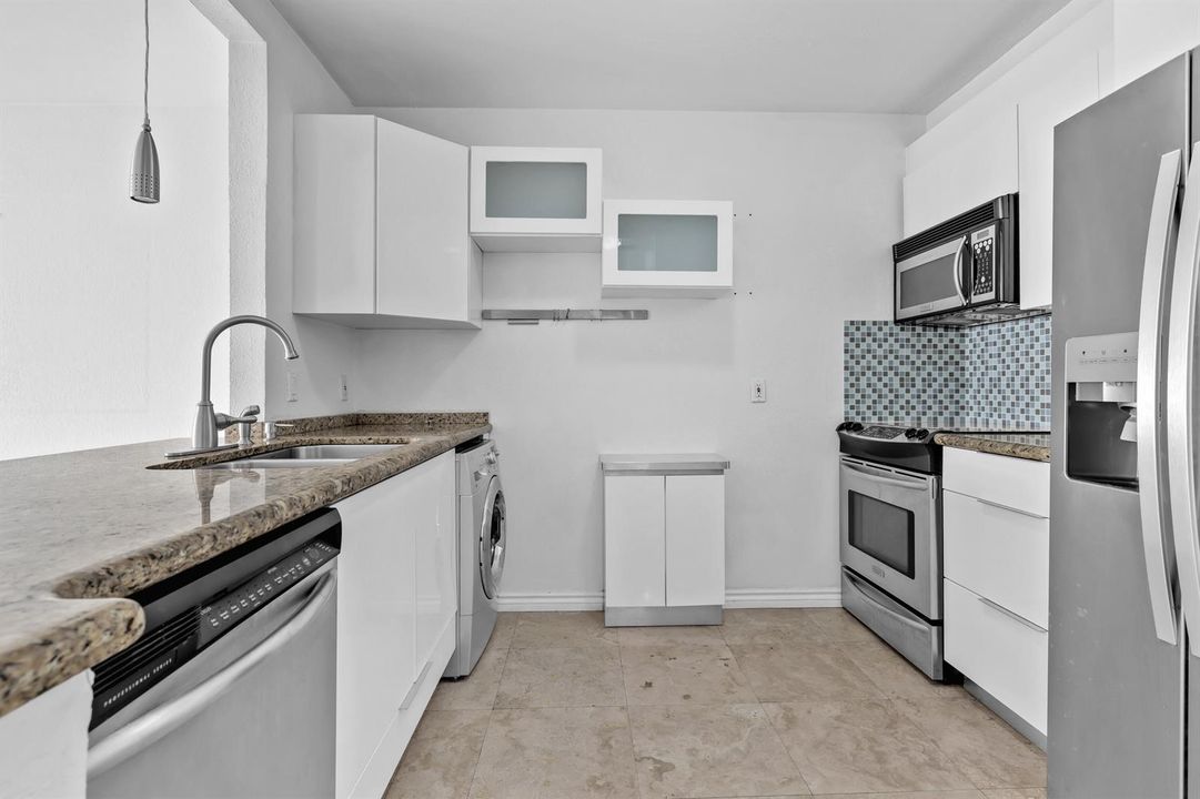 677NE24thSt#504-28