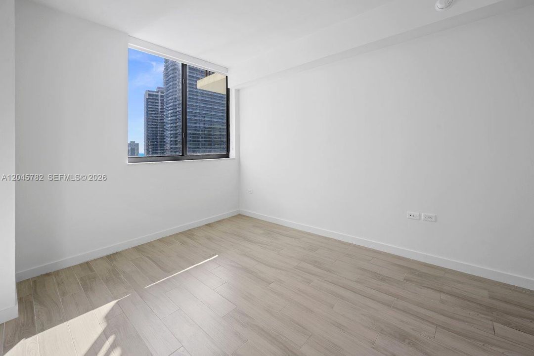 For Rent: $4,500 (2 beds, 2 baths, 1097 Square Feet)