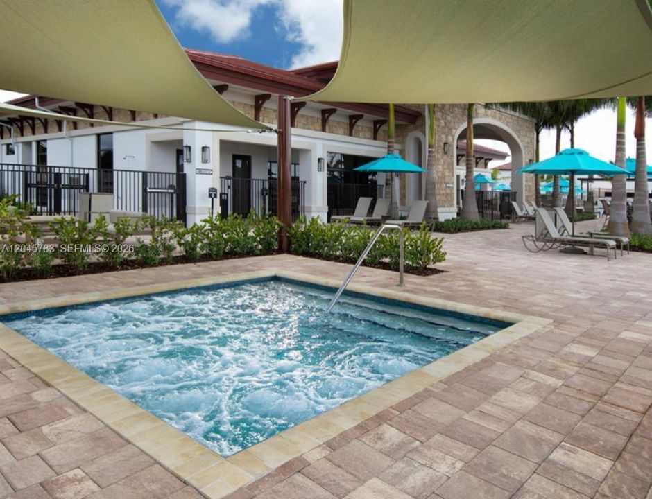 For Rent: $3,100 (3 beds, 2 baths, 1650 Square Feet)