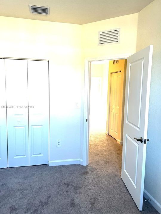 For Rent: $3,100 (3 beds, 2 baths, 1650 Square Feet)