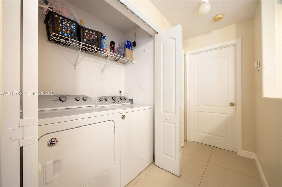 For Rent: $3,600 (3 beds, 2 baths, 1650 Square Feet)
