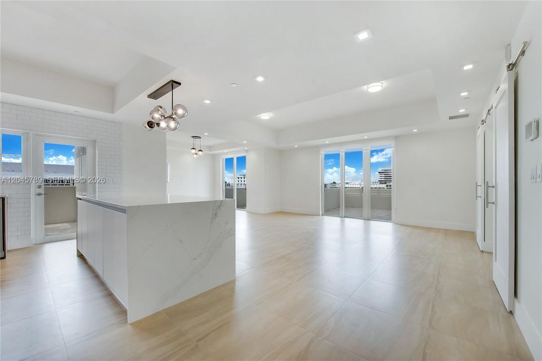 На продажу: $1,895,000 (3 спален, 3 ванн, 2930 Квадратных фут)
