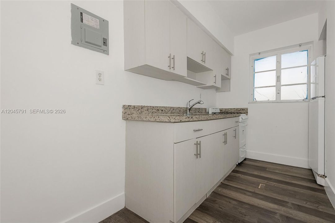 В аренду: $1,600 (1 спален, 1 ванн, 577 Квадратных фут)