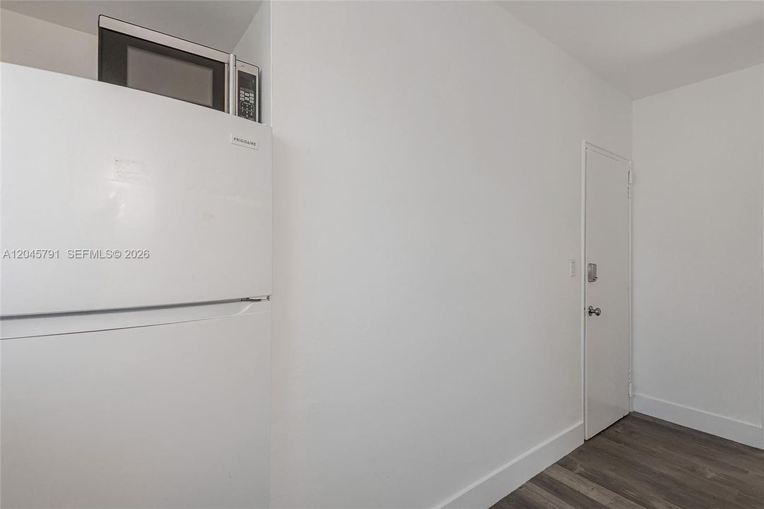В аренду: $1,600 (1 спален, 1 ванн, 577 Квадратных фут)
