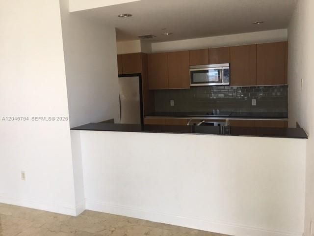 For Rent: $4,000 (2 beds, 2 baths, 1368 Square Feet)