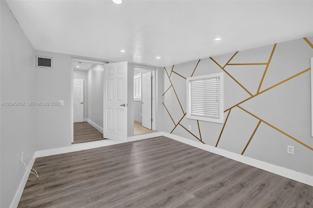 En Venta: $595,000 (3 camas, 2 baños, 1430 Pies cuadrados)
