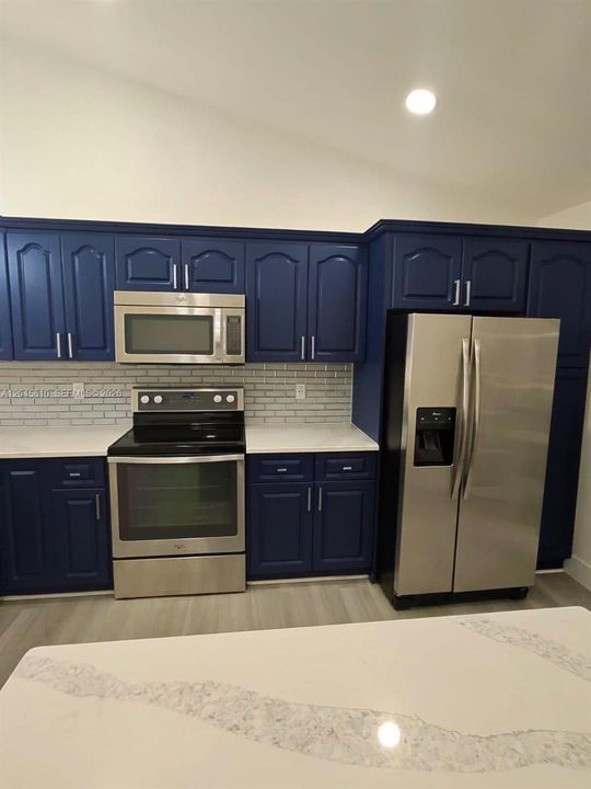 В аренду: $3,500 (3 спален, 2 ванн, 1347 Квадратных фут)