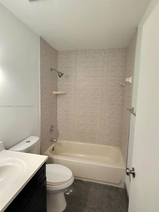 В аренду: $3,500 (3 спален, 2 ванн, 1347 Квадратных фут)