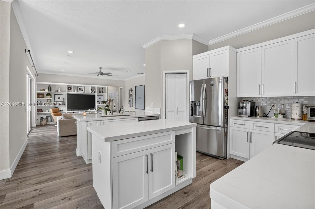 For Rent: $9,900 (6 beds, 6 baths, 4027 Square Feet)