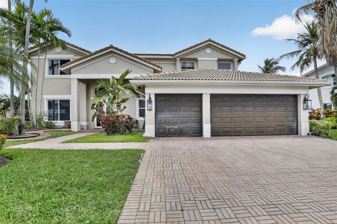For Rent: $9,900 (6 beds, 6 baths, 4027 Square Feet)