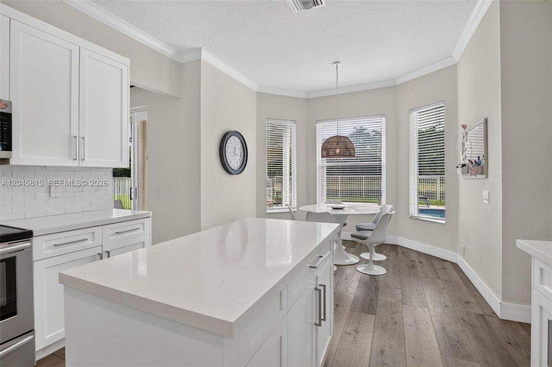 For Rent: $9,900 (6 beds, 6 baths, 4027 Square Feet)