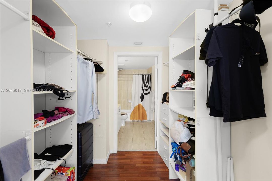 En Venta: $499,000 (2 camas, 2 baños, 1048 Pies cuadrados)