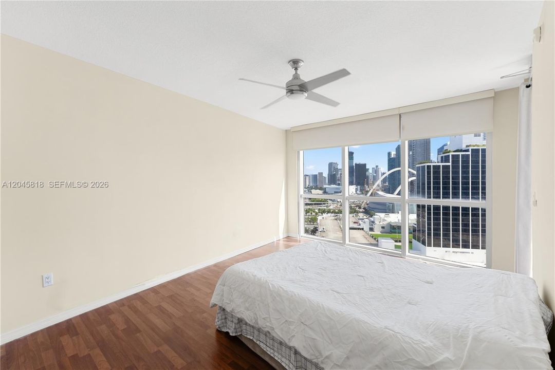 En Venta: $499,000 (2 camas, 2 baños, 1048 Pies cuadrados)